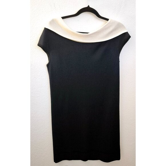 St. John Boat Neck Cream and Black Wool Blend Knit Sleeveless Dress Size 4 EUC